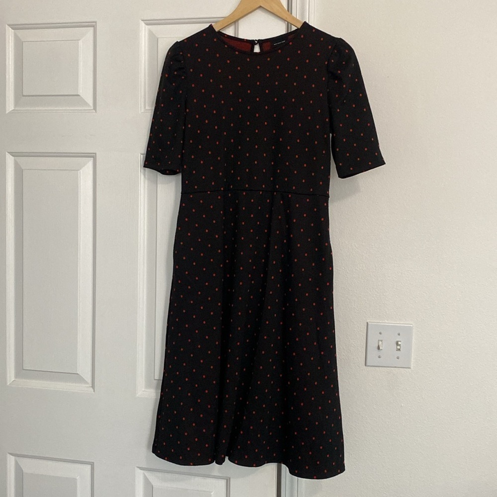Who What Wear black polka dot midi dress.